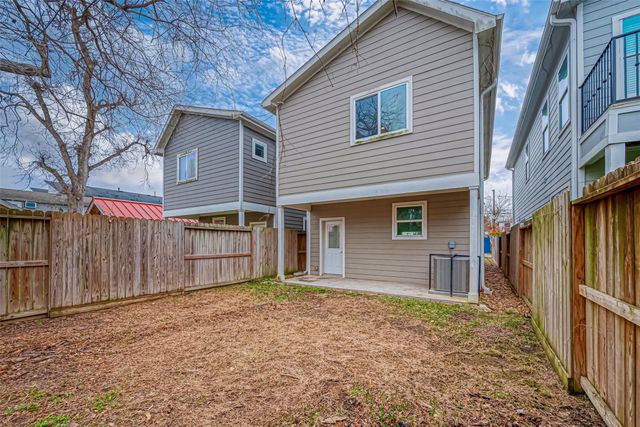 119 E 32nd Street, Houston, TX 77018