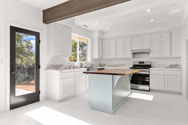 5915 Traverse Creek Road, Garden Valley, CA 95633