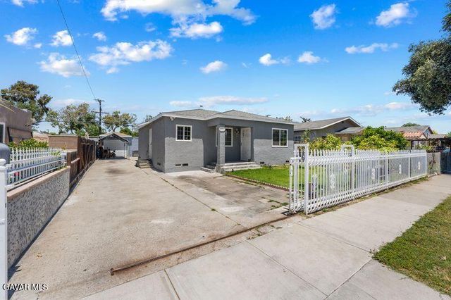 3891 Lugo Avenue, Lynwood, CA 90262
