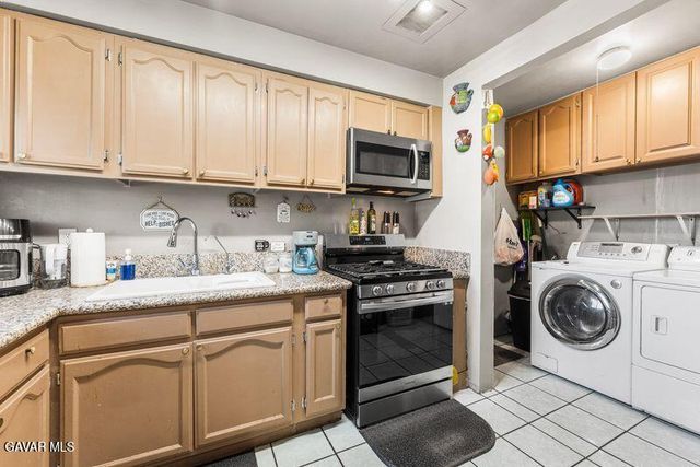 3891 Lugo Avenue, Lynwood, CA 90262