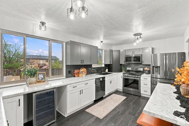 5959 S RED ZINC DR, Salt Lake City, UT 84118