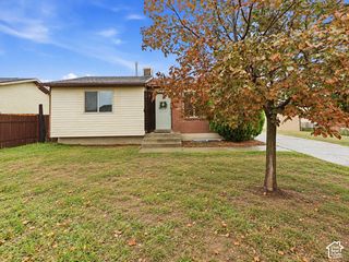 5959 S RED ZINC DR, Salt Lake City, UT 84118