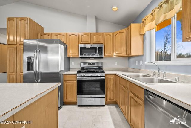 1329 S Muir Street, Wasilla, AK 99654