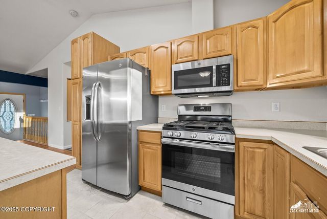 1329 S Muir Street, Wasilla, AK 99654