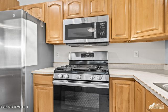 1329 S Muir Street, Wasilla, AK 99654