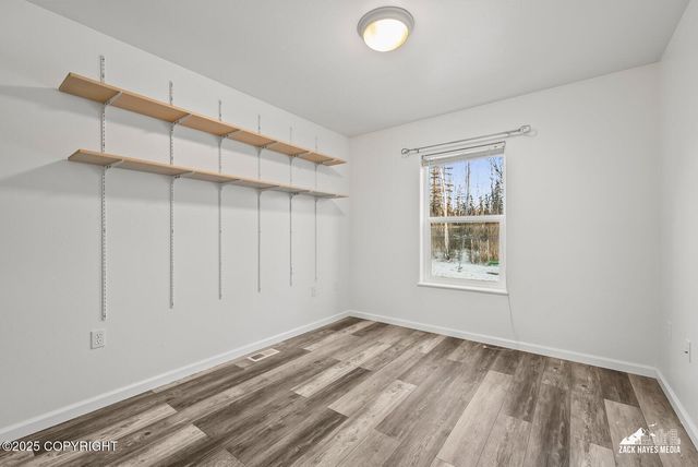 1329 S Muir Street, Wasilla, AK 99654