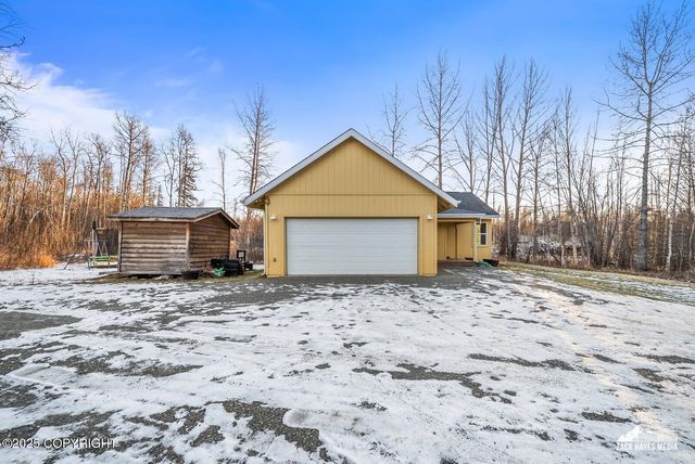 1329 S Muir Street, Wasilla, AK 99654