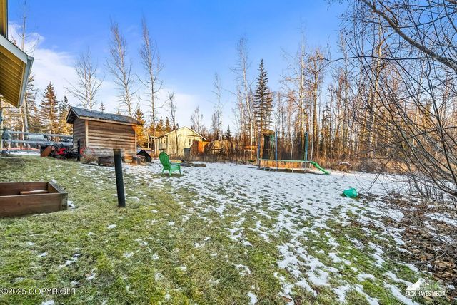 1329 S Muir Street, Wasilla, AK 99654