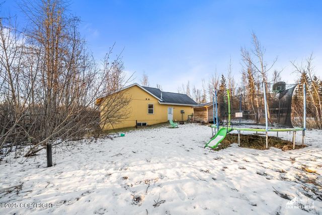 1329 S Muir Street, Wasilla, AK 99654