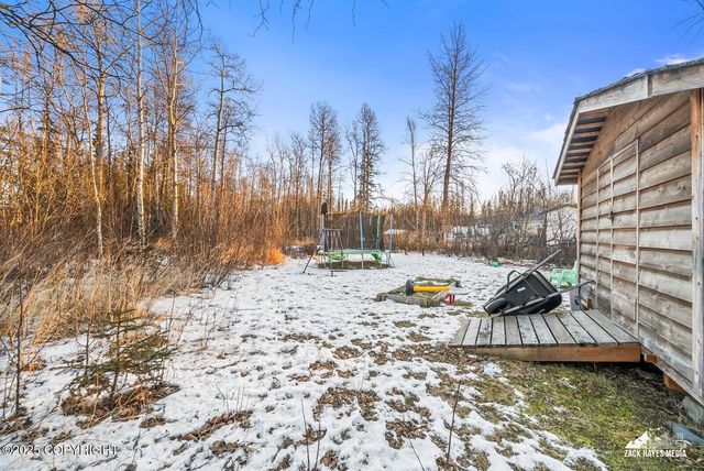 1329 S Muir Street, Wasilla, AK 99654