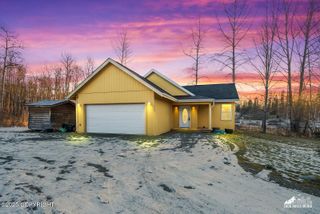 1329 S Muir Street, Wasilla, AK 99654