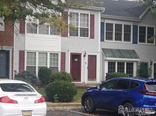 96 Amethyst Way, Franklin Twsp, NJ 08823