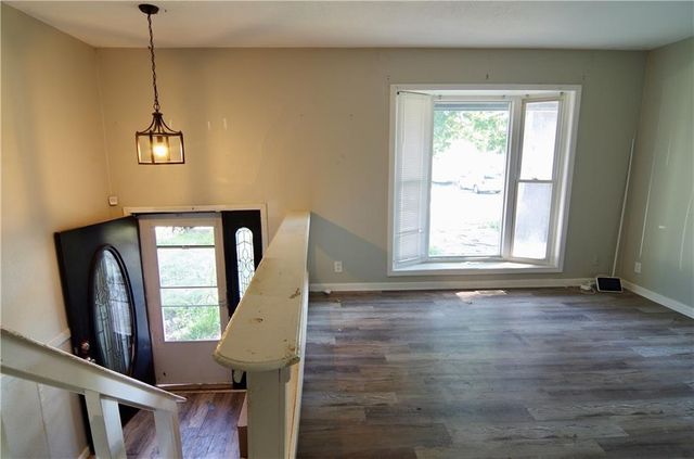 8302 E 93RD Terrace, Kansas City, MO 64138
