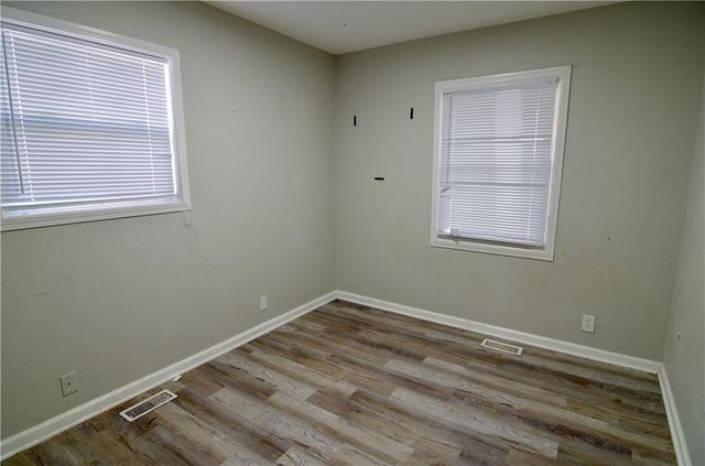 8302 E 93RD Terrace, Kansas City, MO 64138