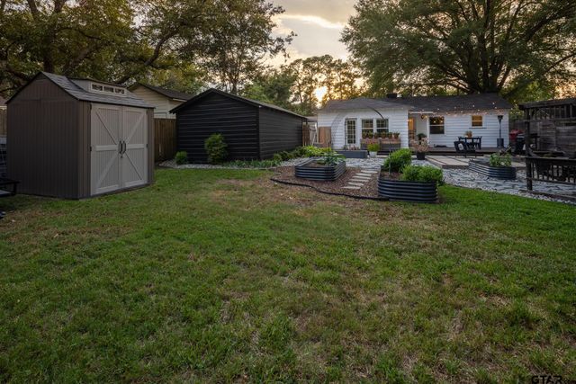 1804 Belmont, Tyler, TX 75701