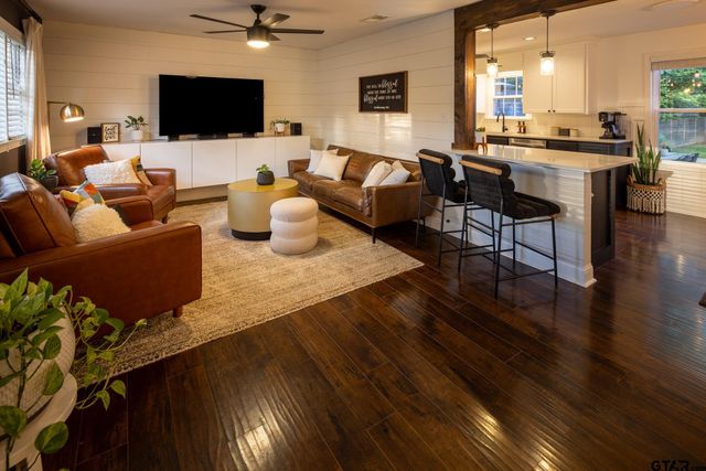 1804 Belmont, Tyler, TX 75701