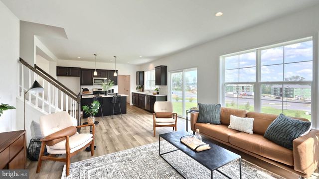 828 KIMMERLINGS RD, Lebanon, PA 17046