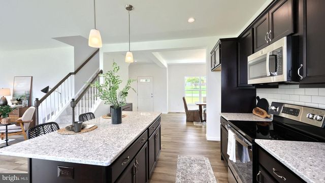 828 KIMMERLINGS RD, Lebanon, PA 17046