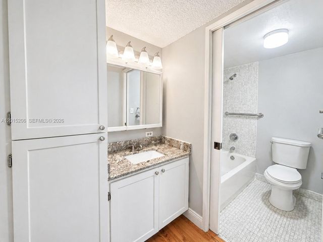 17011 N Bay Rd 503, Sunny Isles Beach, FL 33160