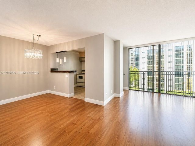 17011 N Bay Rd 503, Sunny Isles Beach, FL 33160