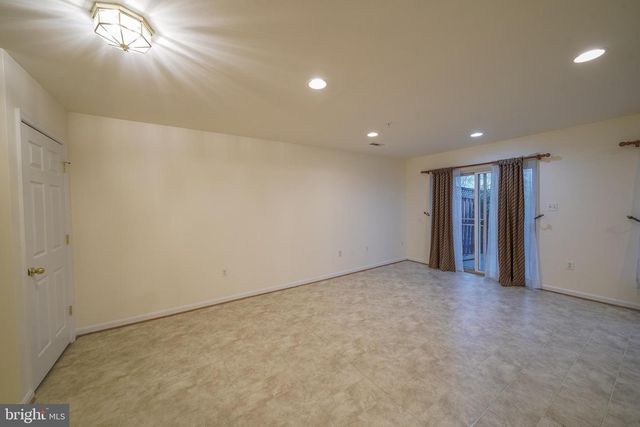 2574 CARRINGTON WAY, Frederick, MD 21702