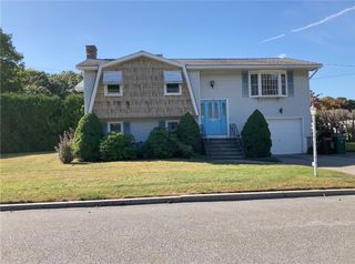 250 Ray Avenue, Woonsocket, RI 02895