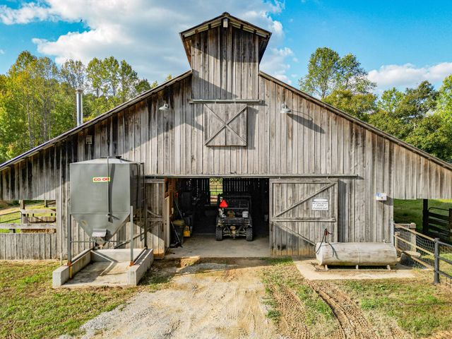 144 Abberly Ln, Hohenwald, TN 38462