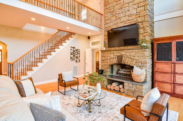 144 Abberly Ln, Hohenwald, TN 38462