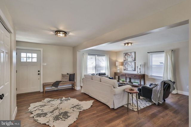 1437 KEILMAN AVE, Hellertown, PA 18055