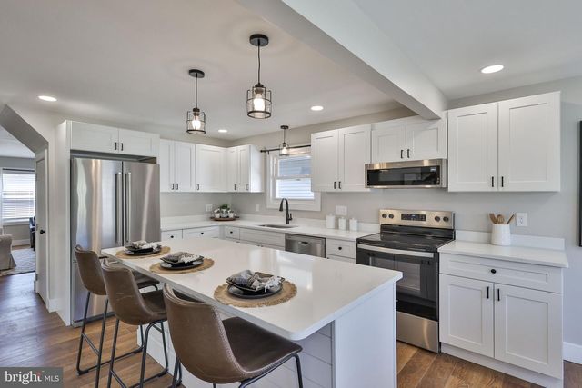 1437 KEILMAN AVE, Hellertown, PA 18055