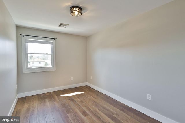 1437 KEILMAN AVE, Hellertown, PA 18055