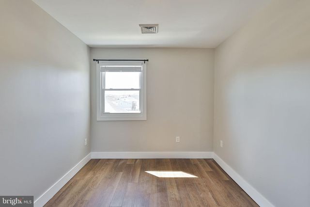 1437 KEILMAN AVE, Hellertown, PA 18055