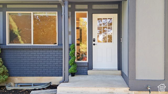 128 S 1170 E, Logan, UT 84321