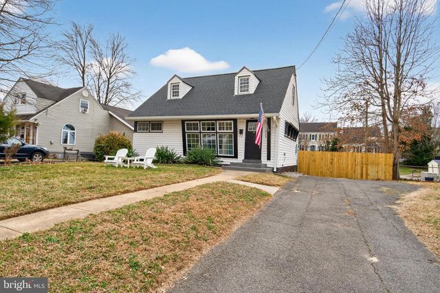 1925 ROLLINS DR, Alexandria, VA 22307