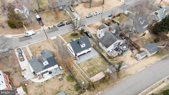 1925 ROLLINS DR, Alexandria, VA 22307