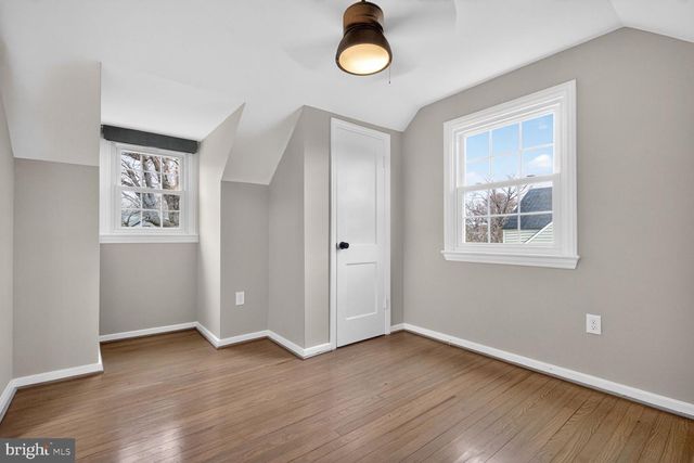 1925 ROLLINS DR, Alexandria, VA 22307