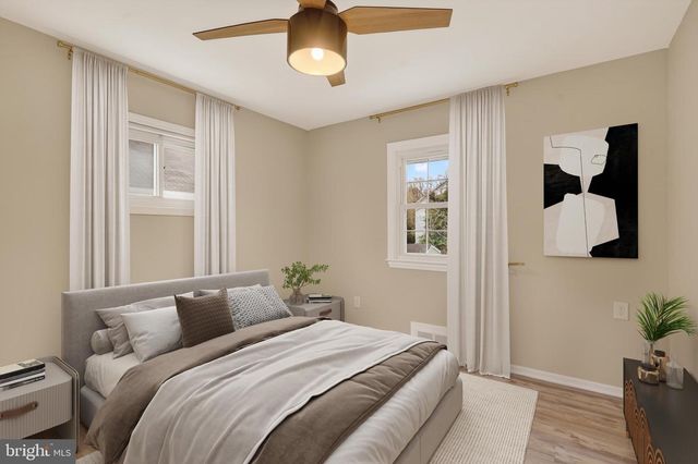 1925 ROLLINS DR, Alexandria, VA 22307