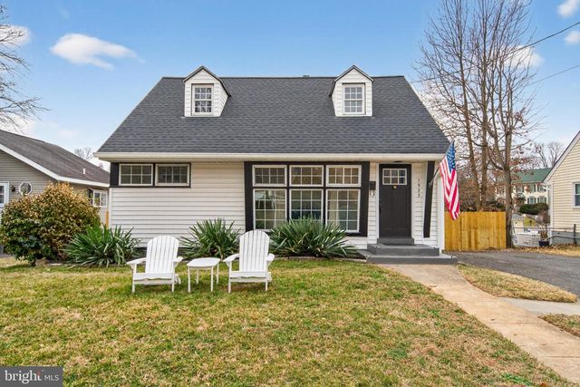 1925 ROLLINS DR, Alexandria, VA 22307