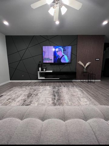 10454 Junction Peak Drive, Rosharon, TX 77583