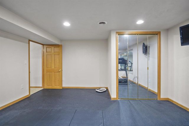 140 OVERLAND TRAIL, Oshkosh, WI 54904