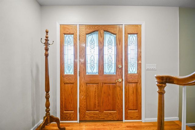 140 OVERLAND TRAIL, Oshkosh, WI 54904
