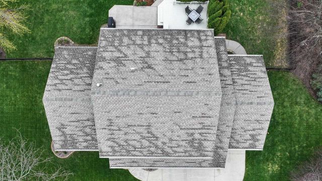 140 OVERLAND TRAIL, Oshkosh, WI 54904