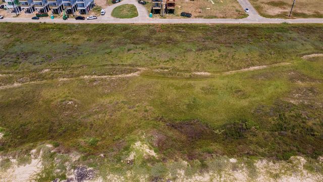 732 Seaside Drive, Crystal Beach, TX 77650