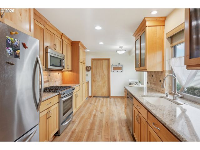 15235 Sw 94TH Ave, Portland, OR 97224