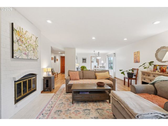 15235 Sw 94TH Ave, Portland, OR 97224