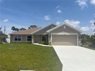 2745 NW 4th TER, Cape Coral, FL 33993