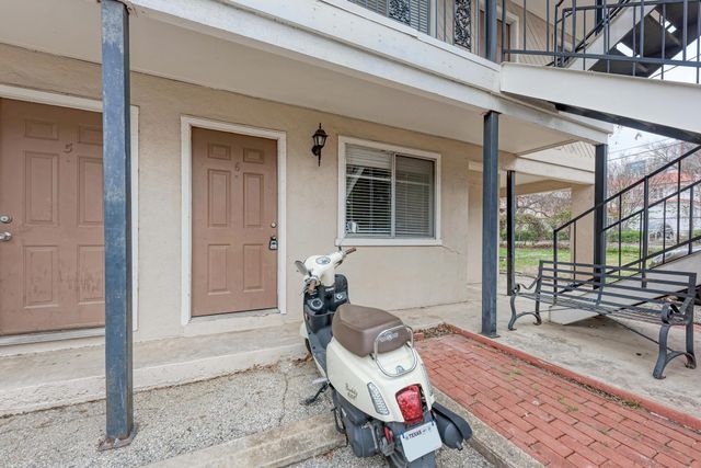 1010 W 23rd ST 5, Austin, TX 78705