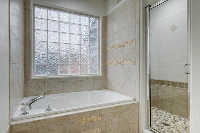 1168 N Pinnacle Way, Eagle, ID 83616