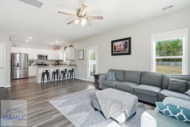 259 Enclave Way NE, Ludowici, GA 31316