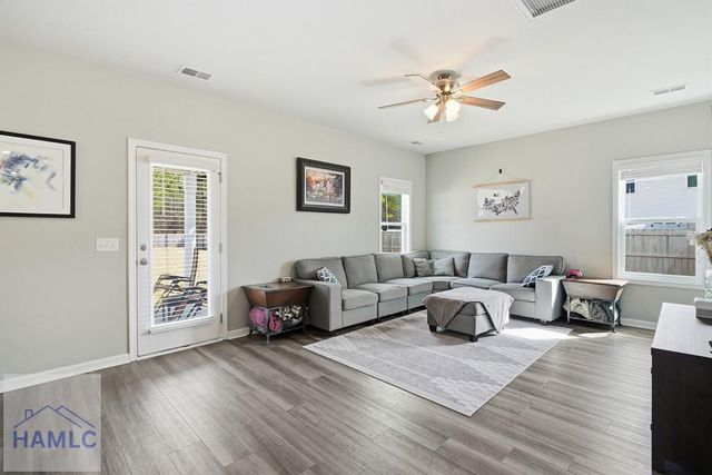 259 Enclave Way NE, Ludowici, GA 31316